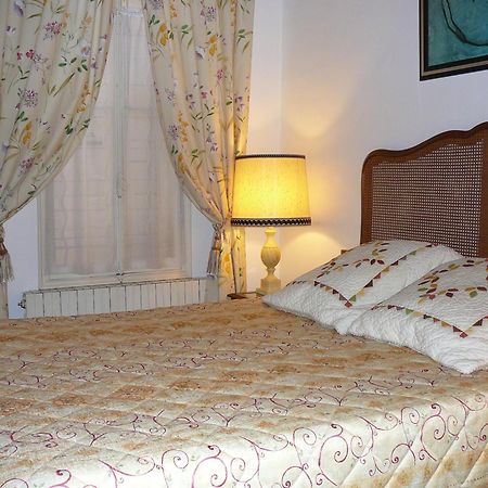 Hotel Du Fiacre كارْبُنْترا المظهر الخارجي الصورة