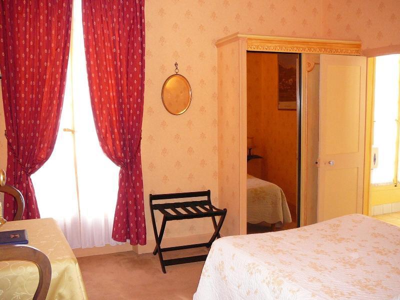Hotel Du Fiacre كارْبُنْترا المظهر الخارجي الصورة