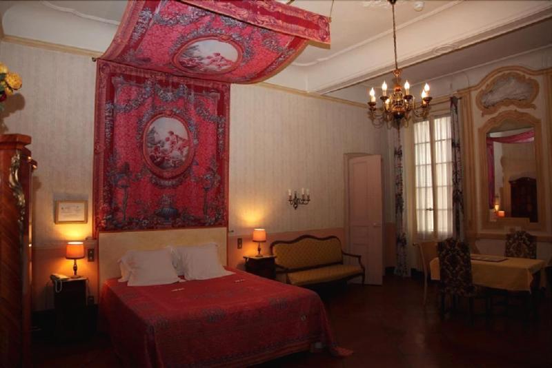 Hotel Du Fiacre كارْبُنْترا المظهر الخارجي الصورة