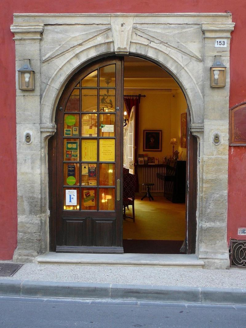 Hotel Du Fiacre كارْبُنْترا المظهر الخارجي الصورة