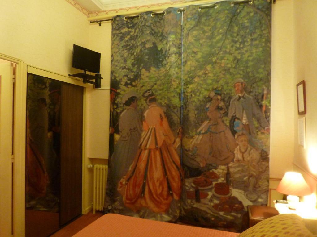 Hotel Du Fiacre كارْبُنْترا الغرفة الصورة